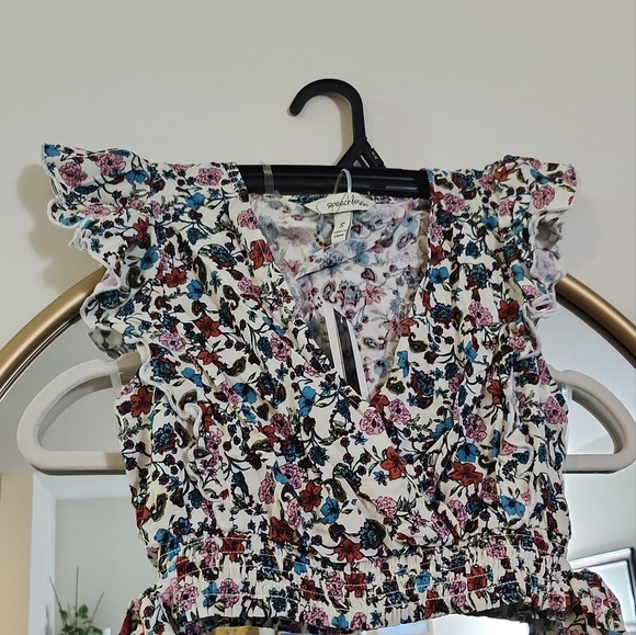 Flower Top and Skirt - Picture 4 of 5